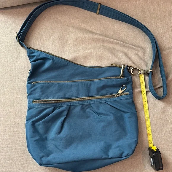 Travelon Blue Crossbody Bag with Adjustable Strap and Soft Fabric - Picture 1 of 9